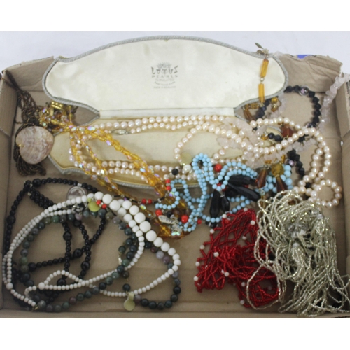 156 - 5 TRAYS OF COSTUME JEWELLERY