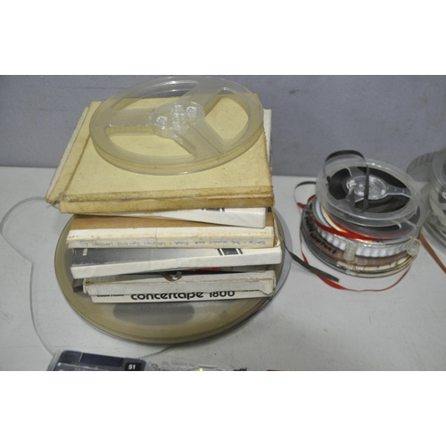 170 - MUSIC RECORDINGS IN VARIOUS FORMATS INCLUDING MINI DISC, CONCERTAPE AND CASSETTE