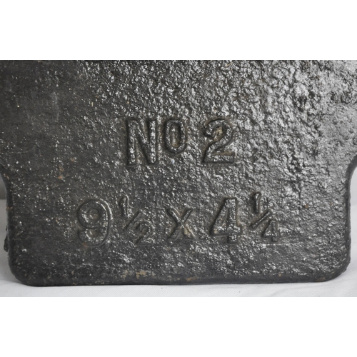 122 - N E R No.2 AXLEBOX COVER FROM A NORTH EASTERN RAILWAY COAL WAGON