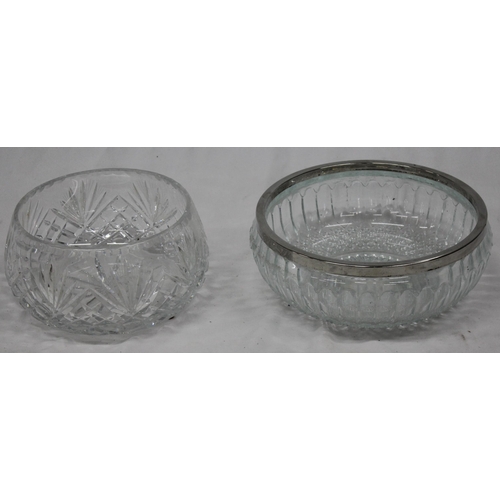 134 - PRESSED GLASS BOWLS AND CRYSTAL GLASS TRAYS