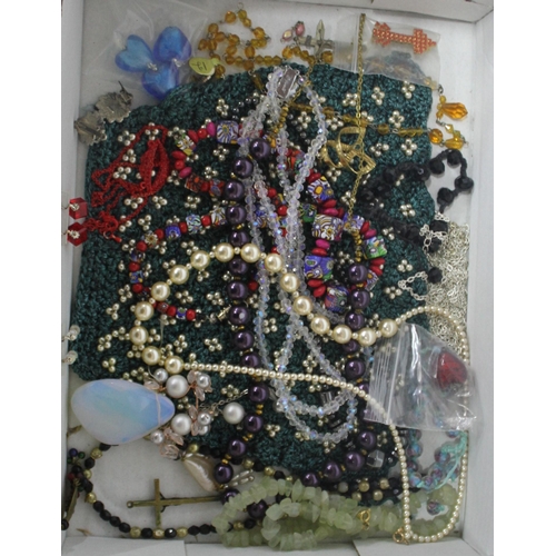 142 - 5 TRAYS OF COSTUME JEWELLERY - EARRINGS, NECKLACES, BEADS