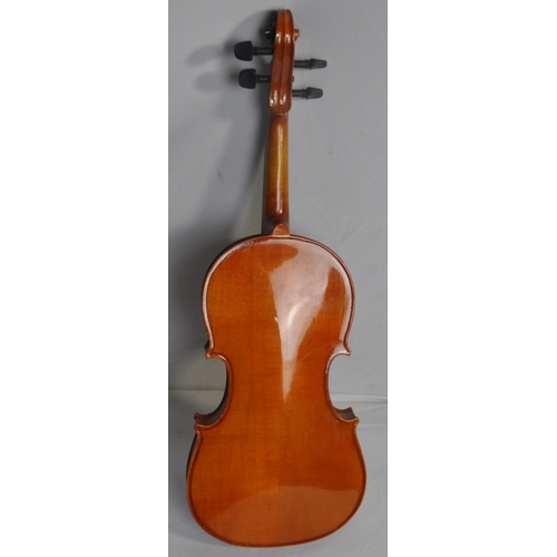 323 - SKYLARK VIOLIN WITH BOW AND CASE