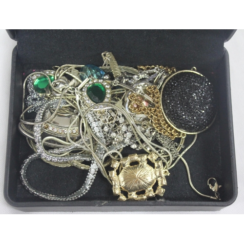 352 - COSTUME JEWELLERY