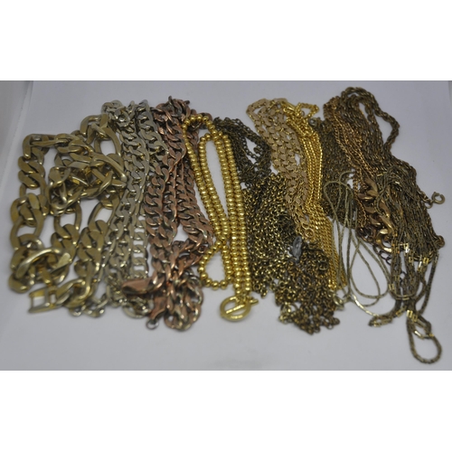 357 - VARIOUS GOLD COLOURED CHAINS - IN SILVER/PINK BOX