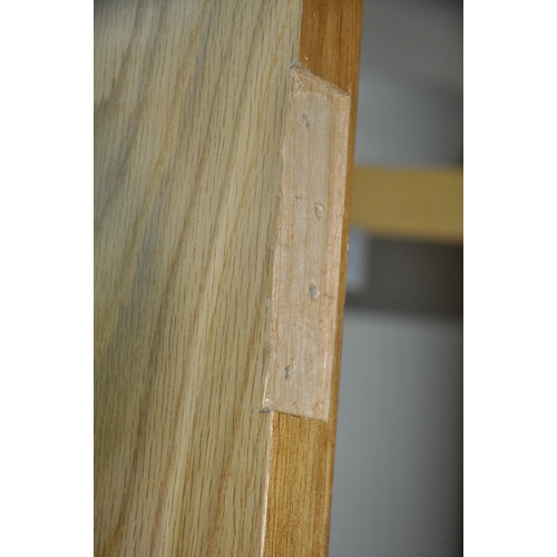 61A - 3 OAK FINISH INTERIOR DOORS (1981 x 762, 35mm THICK)