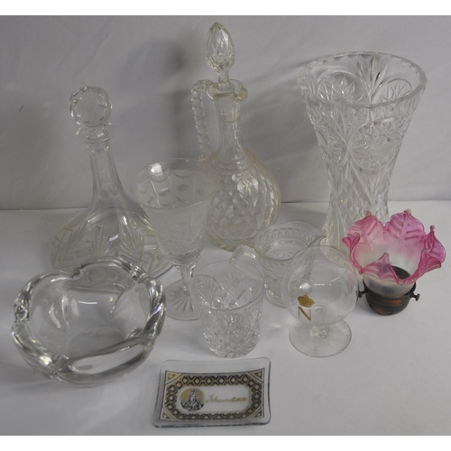 69 - VARIOUS GLASSWARE