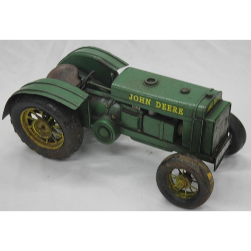 23 - MODEL JOHN DEERE TRACTOR