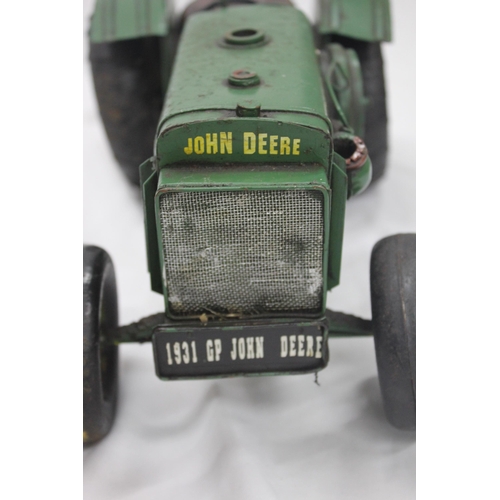 23 - MODEL JOHN DEERE TRACTOR