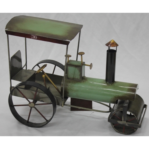 25 - MODEL STEAM ROLLER