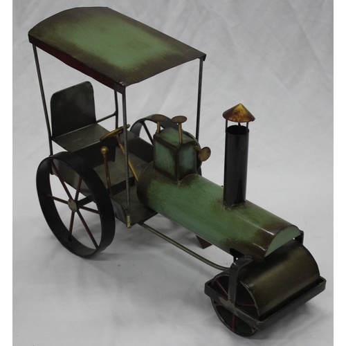 25 - MODEL STEAM ROLLER