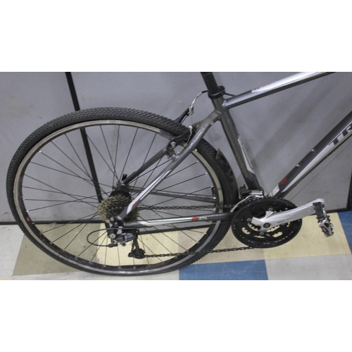 80 - TREK FX 7.4 27 SPEED BIKE 18