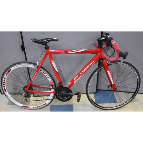 81 - 2 BIKES - VITESSE SPRINT 21 SPEED RACING BIKE 23