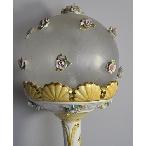 112 - CAPO DE MONTE GLOBE LAMP