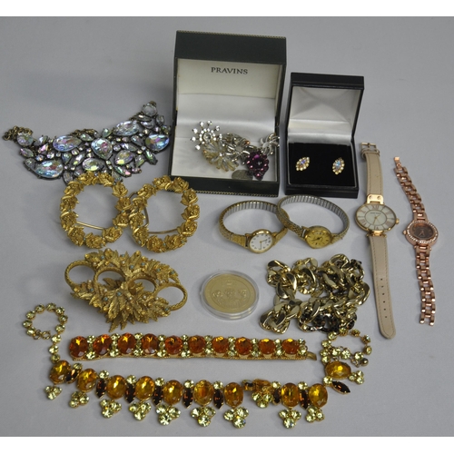 439 - 4 WATCHES, COSTUME JEWELLERY AND COMMEMORATIVE COIN