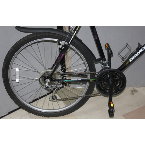 21 - 2 BIKES - GIANT GSR PLUS 18 SPEED MOUNTAIN BIKE 20