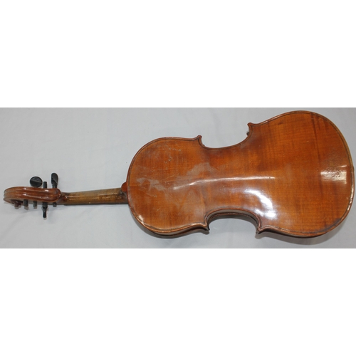 32 - VIOLIN 13 1/2