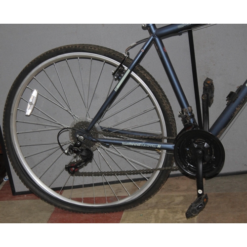 40 - 2 BIKES - APOLLO VEHO 18 SPEED MOUNTAIN BIKE 20