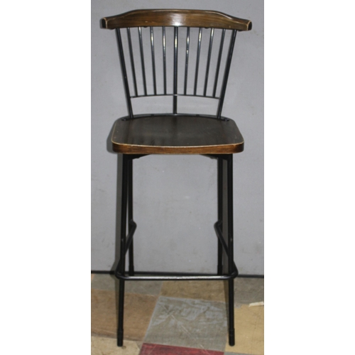 68 - 6 METAL FRAME BAR CHAIRS WITH WOODEN SEATS