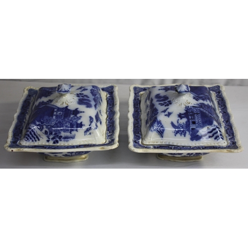 77 - BLUE AND WHITE PART DINNER SERVICE