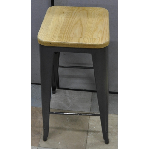 87 - 4 GREY METAL FRAME BAR STOOLS