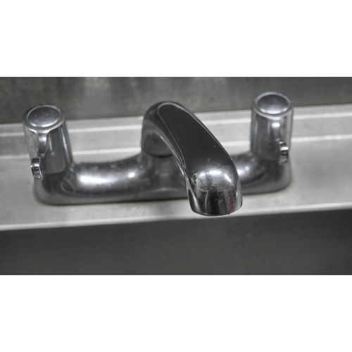 107 - STAINLESS STEEL SINK UNIT WITH MIXER TAPS AND DRAINER