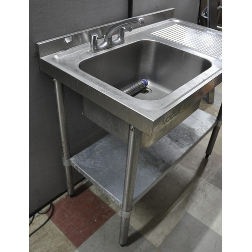 107 - STAINLESS STEEL SINK UNIT WITH MIXER TAPS AND DRAINER