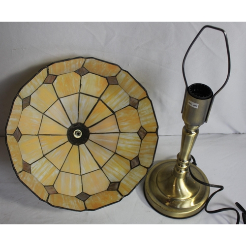 130 - TABLE LAMP AND SHADE, HEXAGONAL MIRROR, 3 TRAYS INCLUDING CHARLFORD