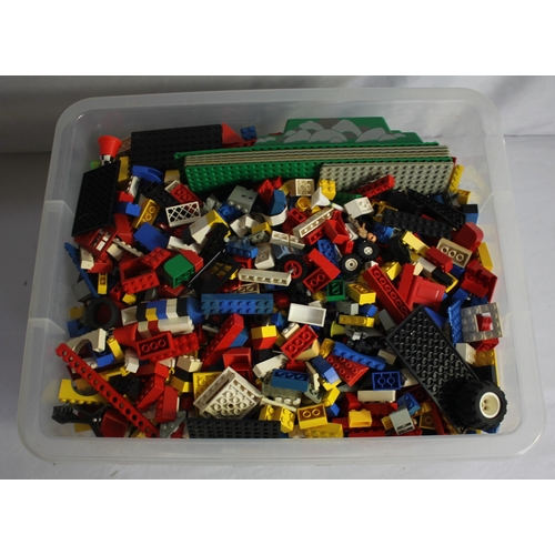 172 - CRATE OF LEGO