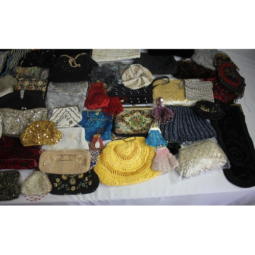 184 - VARIOUS VINTAGE HANDBAGS