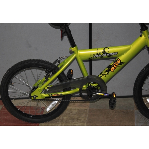 213 - 2 BIKES - URBAN GORILLA EDGE STUNT BIKE AND AVIGO RECON CHILD'S BIKE