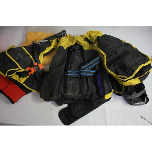 226 - FULL SET OF SCUBA DIVING EQUIPMENT INCLUDING DRY SUITE - SIZE M, STABILIZER JACKET WITH SPARE INNER ... 