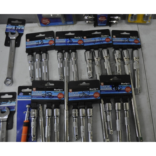 281 - VARIOUS SOCKET SPANNER AND EXTENSION BAR SETS