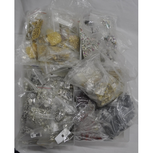 320 - LARGE QUANTITY OF COSTUME JEWELLERY MAKING ACCESSORIES