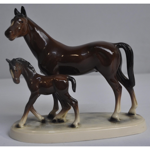 350 - BESWICK HORSE ORNAMENT AND HORSE WITH FOAL ORNAMENT