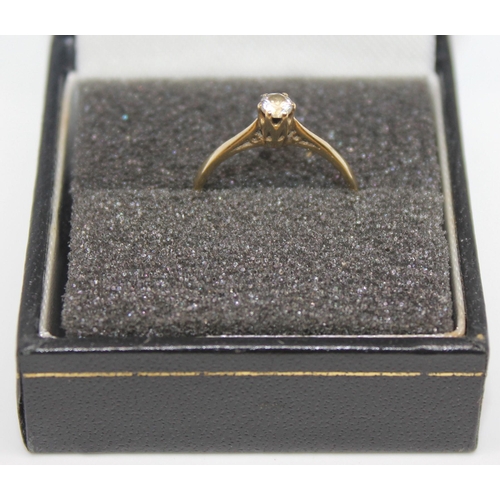 361 - 9ct GOLD SOLITAIRE RING SET CLEAR STONE - SIZE K (1.1g)