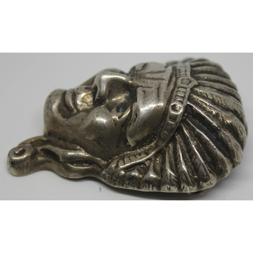 380 - STERLING SILVER BROOCH OF INDIAN HEAD IN BLACK PRESENTATION BOX (49g)