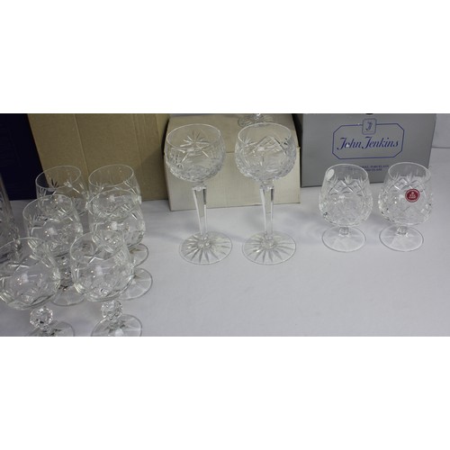 117A - MISCELLANEOUS GLASS AND CRYSTAL INCLUDING ROYAL ALBERT, EDINBURGH CRYSTAL JOHN JENKINS