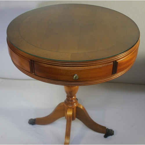 17 - REPRODUCTION DRUM TABLE AND 2 WINE TABLES