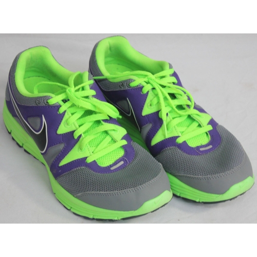 43 - PAIR NIKE LUNARFLY 3 TRAINERS (SIZE UK 8.5)