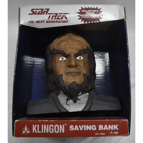 79 - STAR TREK THE NEXT GENERATION KLINGON SAVING BANK, STAR TREK CARD IN POKEMON TIN, POKEMON CARDS IN T... 