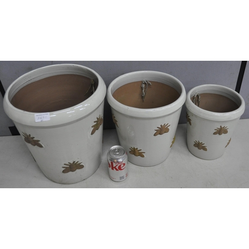 178 - SET OF 3 GRADUATED BEE DESIGN PLANTERS