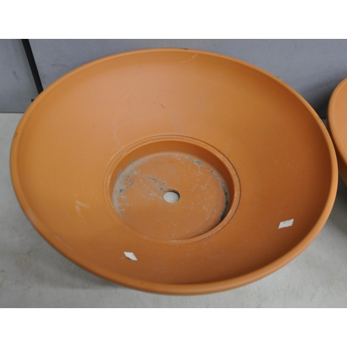 206 - 2 TERRACOTTA BOWLS 22