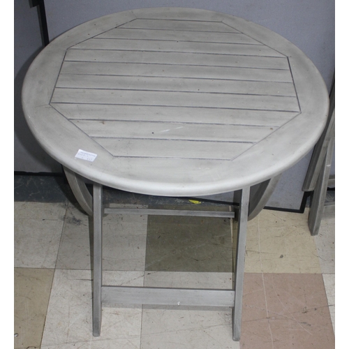 210 - HERITAGE GARDEN BISTRO TABLE WITH 2 CHAIRS