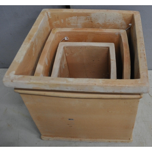 247 - SET OF 3 SQUARE TERRACOTTA GRADUATED PLANTERS