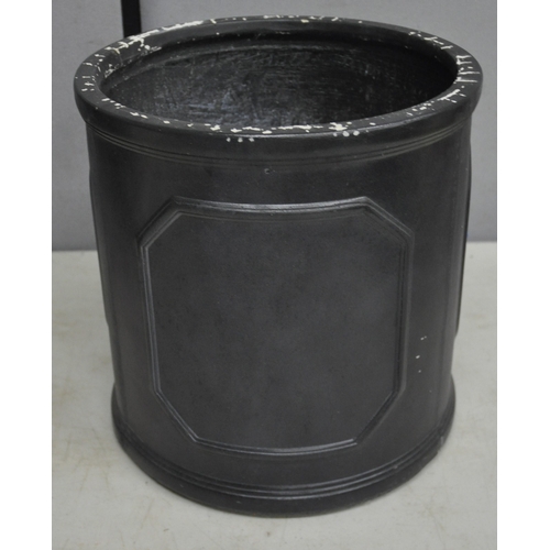 309 - SET OF 3 SLATE EFFECT FIBREGLASS GRADUATED PLANTERS