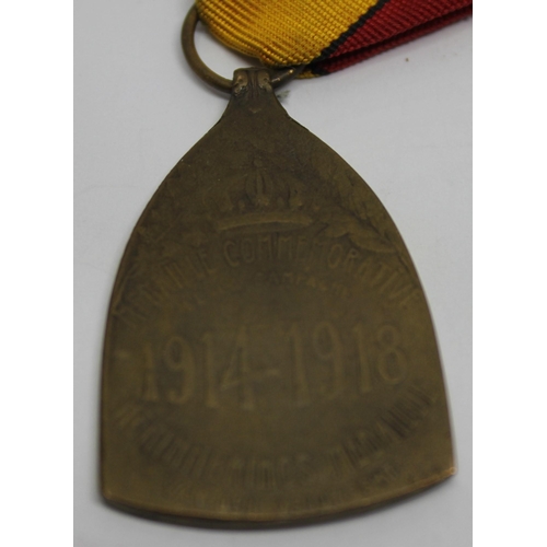 351 - 5 WWI MEDALS - 2 VICTORY MEDALS M2-098982 PTE J HAMPSON A.S.C AND 69214 DVR WJ STAMP R E, BELGIUM WA... 