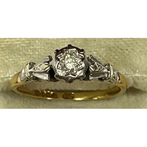 359 - 18CT GOLD SOLITAIRE DIAMOND RING - SIZE L (2.2g)