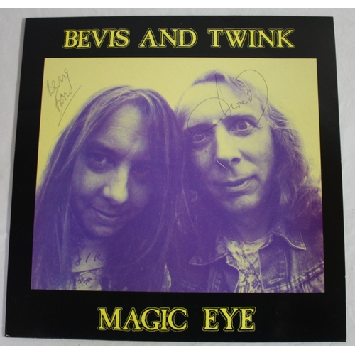 5 - 2 BEVIS FROND VINYL RECORDS - 1 THE BEVIS FROND LOOKING THROUGH THE LOOKING GLASS AND 1 BEVIS FROND ... 