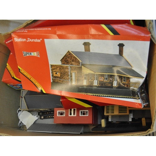 299 - 11 NEW & BOXED ATLAS EDITIONS MODEL TRAINS: PACIFIC CHAPELON NORD, DB 96 GT2 4X4 CLASS, CITY OF ... 