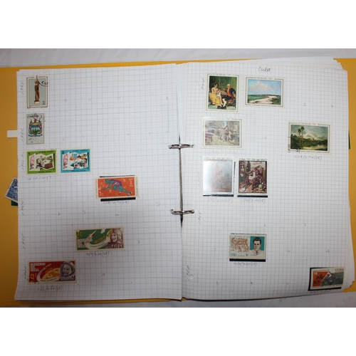 304 - 6 FOLDERS OF FOREIGN STAMPS